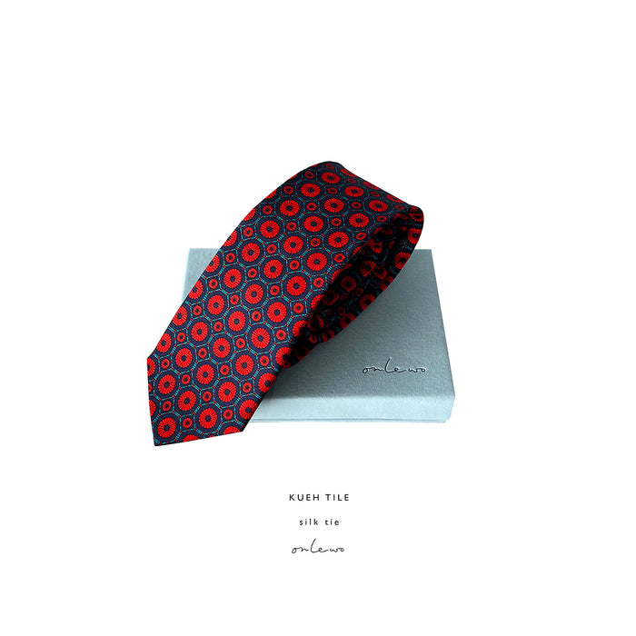 'KUEH TILE & SINGAPORE ORCHID' Silk Tie & Pocket Square Gift Set