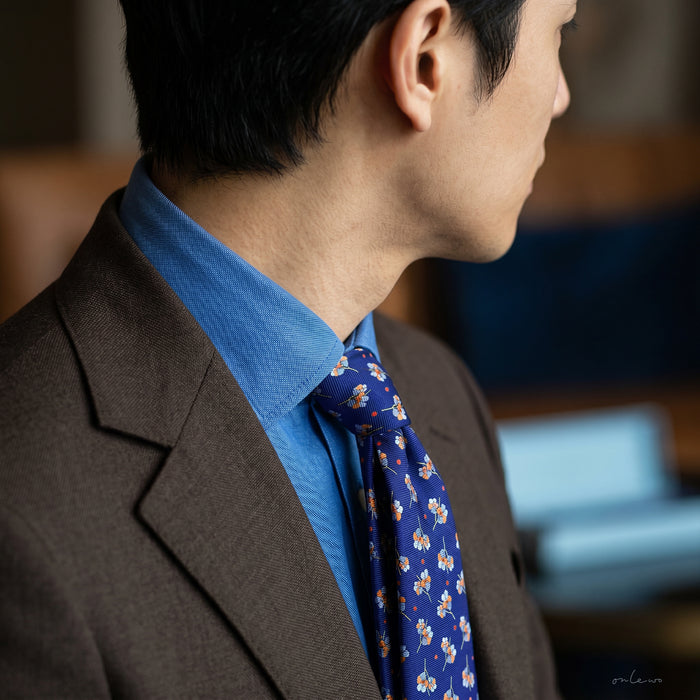 ‘SINGAPORE ORCHID - VANDA MISS JOAQUIM’ Silk Tie